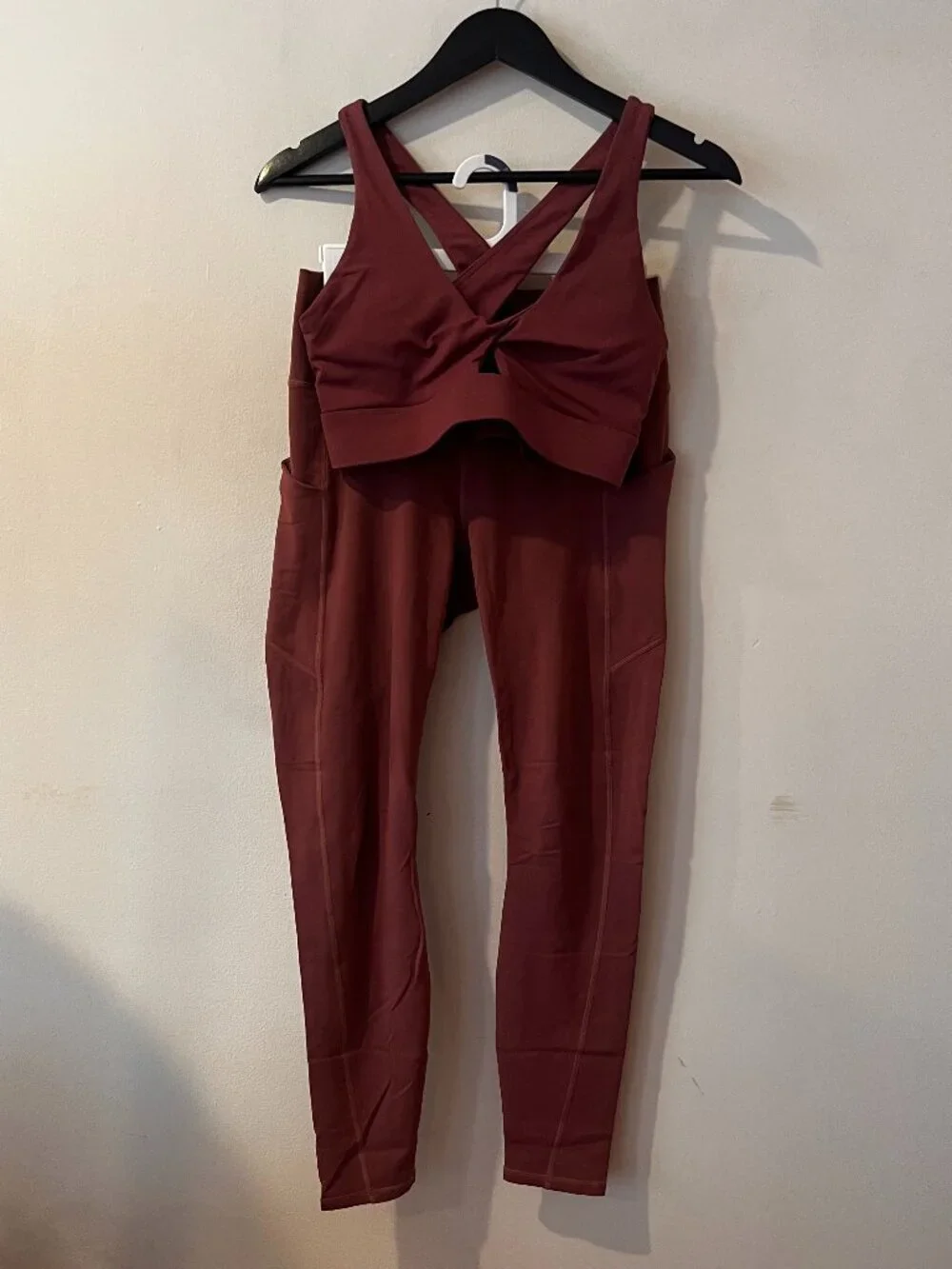*LIKE NEW* Fabletics Workout Set | Size Small